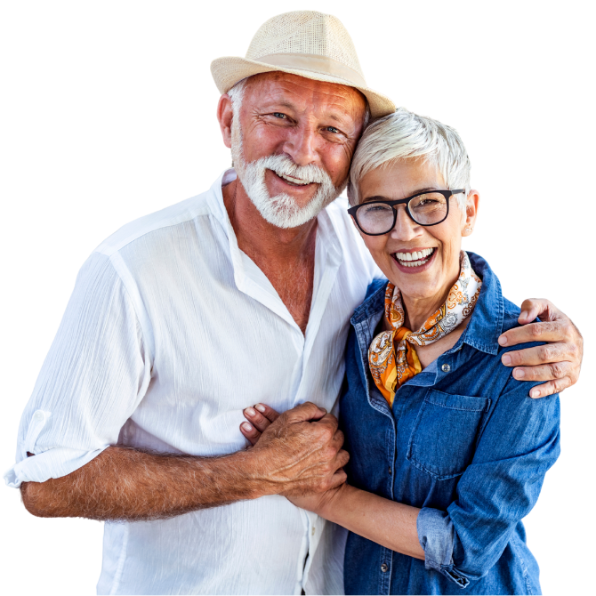 Casal de idosos sorrindo